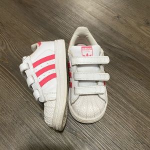 AFIDAS TODDLER SHOES SIZE 9
